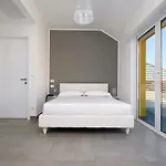 Ligure 4* פייטרה ליגורה