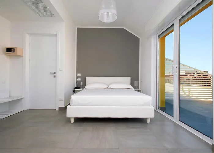 Ligure 4* Pietra Ligure